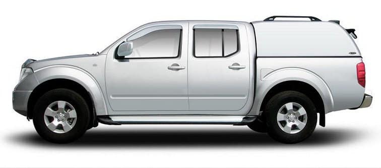 Nissan Navara D40 Doppelkabine Langform Carryboy Hardtop ohne Seitenfenster geschlossene Seiten 3. Bremslicht