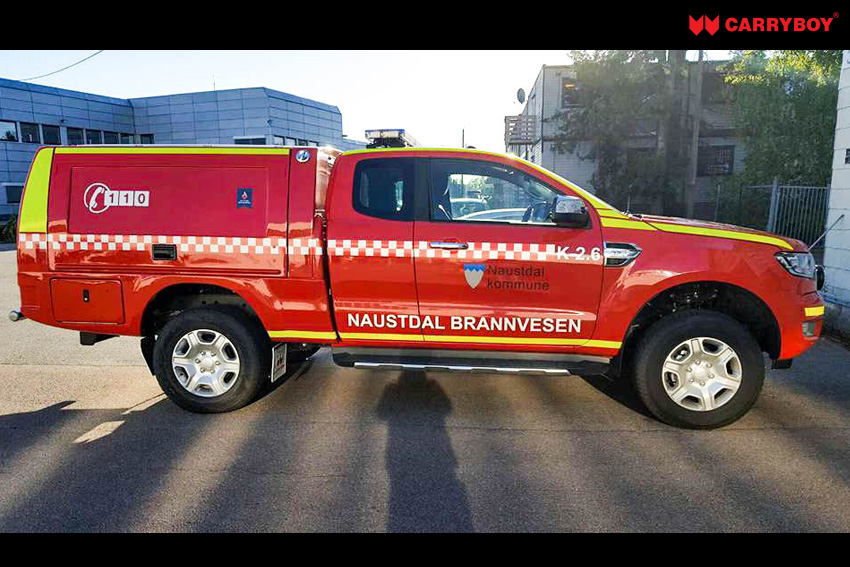 CARRYBOY Kofferaufbau CSV Lackierung in Wagenfarbe Ford Ranger Extrakabine Feuerwehr
